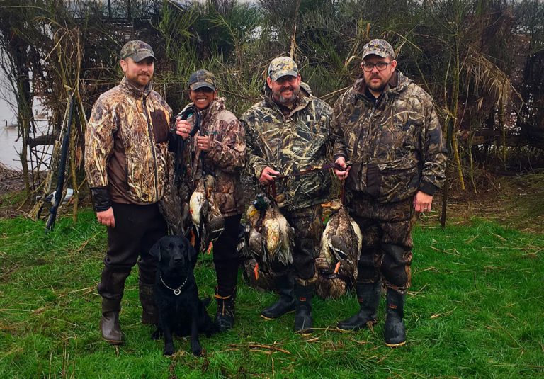 sauvie island goose hunting days